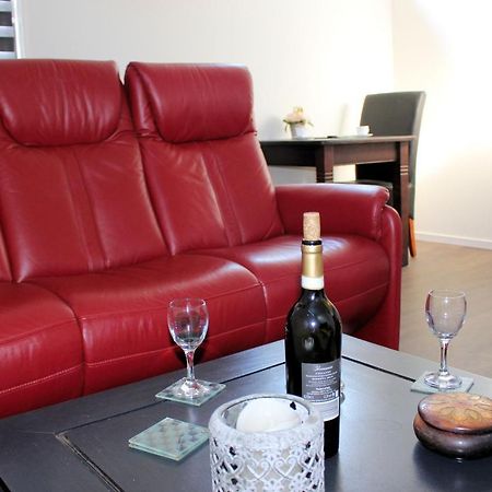 Logement De Garage Sneek Zewnętrze zdjęcie