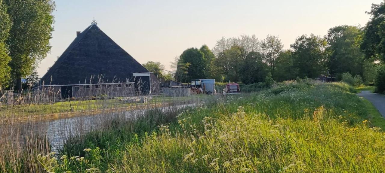 Logement De Garage Sneek Zewnętrze zdjęcie